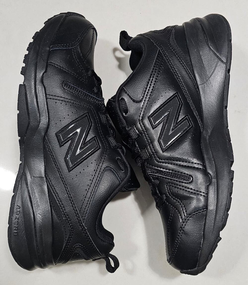 New Balance 608 V5 Slip Resistant Work Walking Shoes Black Leather Women’s US 9